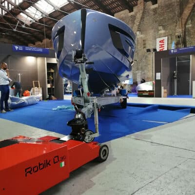 Robik Q30 / Electric tug