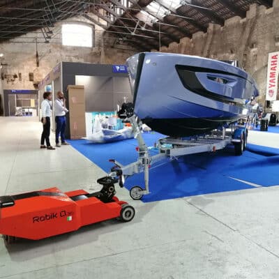 Robik Q30 / Electric tug